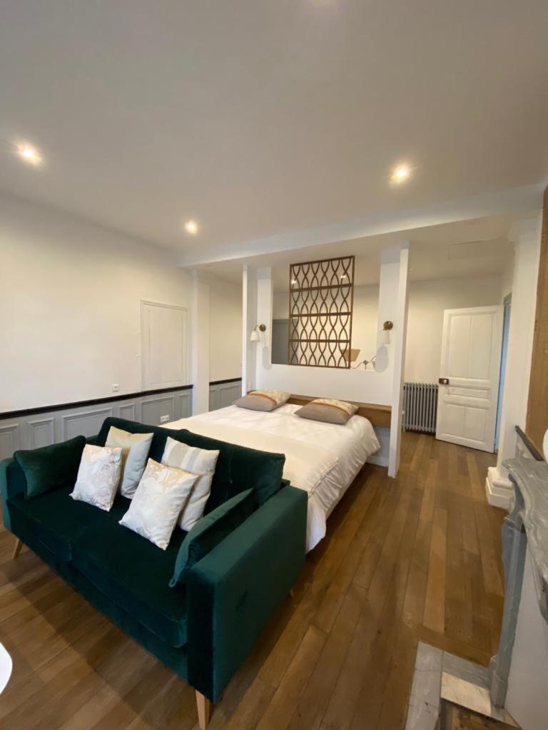 Chateau De Courmelois Champagne Guest House Val de Vesle Room photo