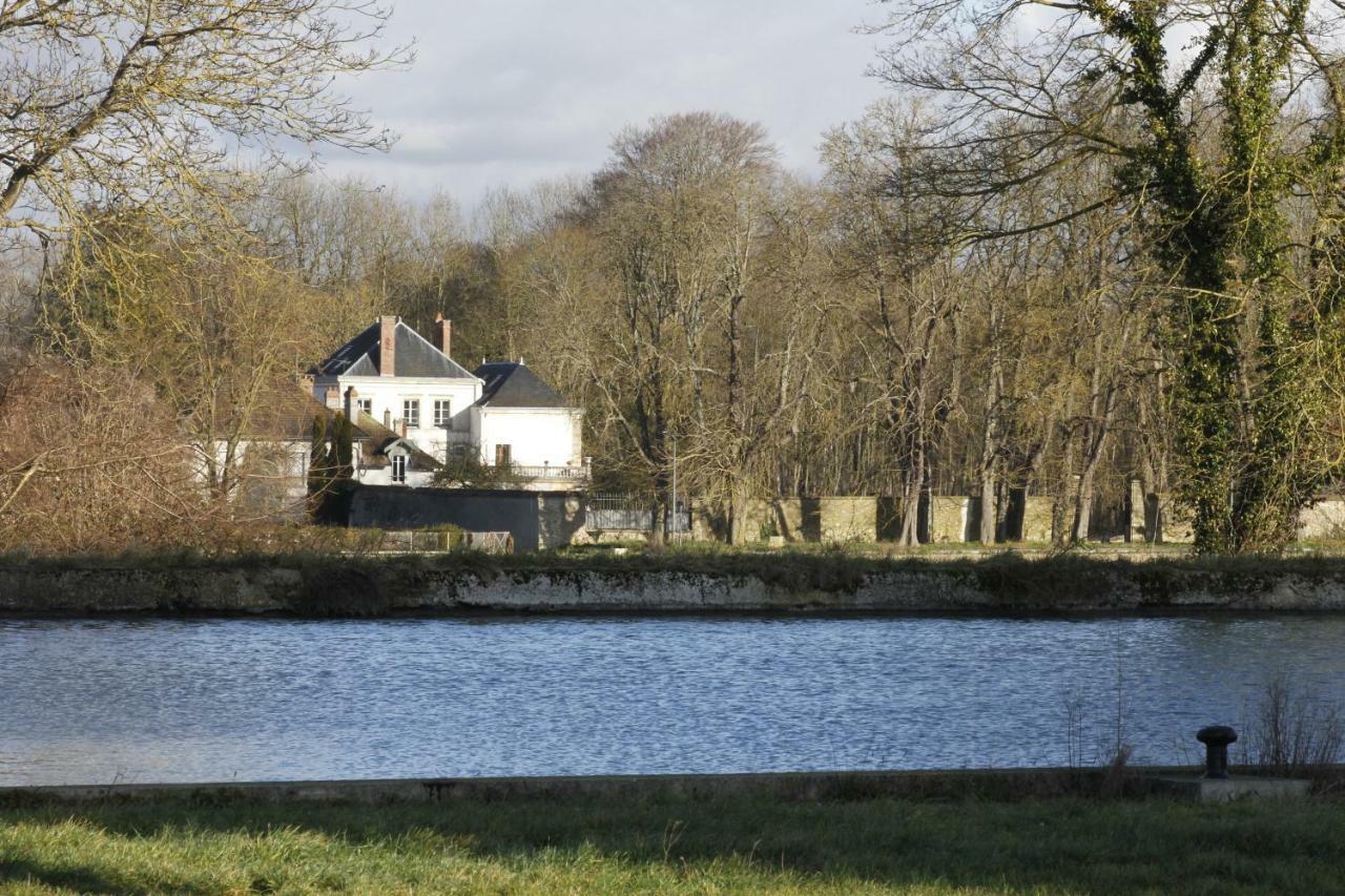 Chateau De Courmelois Champagne Guest House Val de Vesle Exterior photo